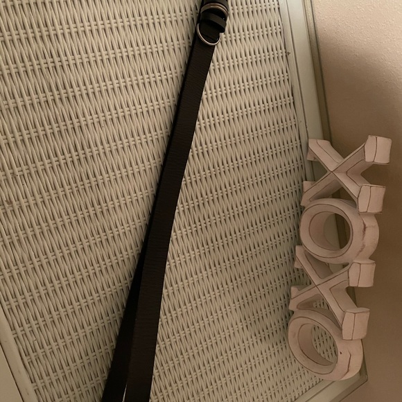 2 belts - Picture 2 of 3